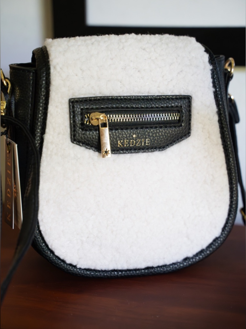 Kedzie Fireside Camden Mini Messenger Leather/Sherpa